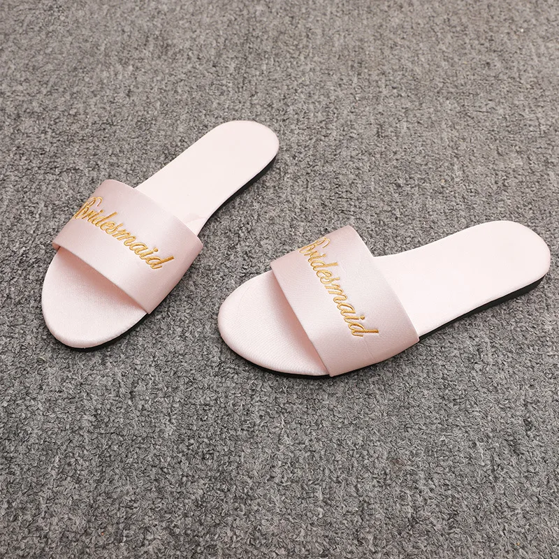 Equipo de boda para novia, zapatillas de raso para dama de honor,  decoración de boda, regalo para dama de honor, fiesta de despedida de  soltera|Decoraciones DIY de fiestas| - AliExpress