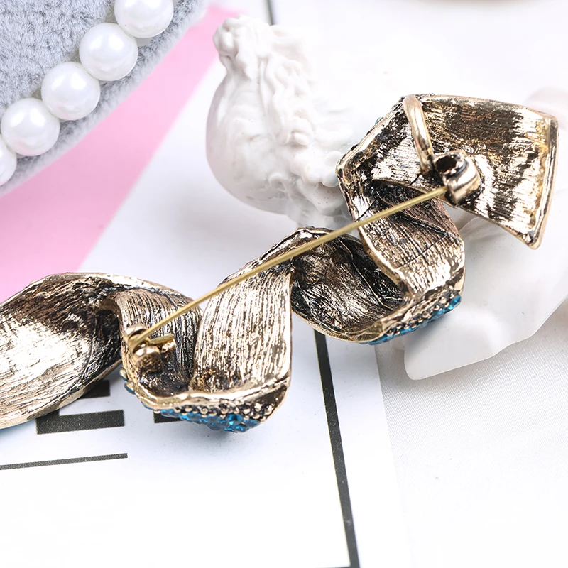 VEYO Long Blue Ribbon Rhinestone Brooches for Women Pin Vintage Brooch Accessories Fashion Jewelry New