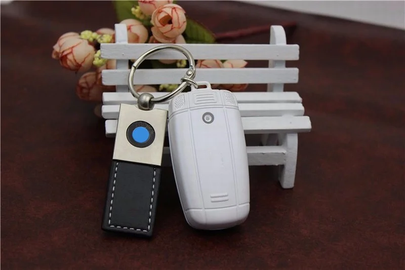 Автомобильный ключ флип-телефон Ulcool X6 1,2 дюймов маленький размер экрана Bluetooth FM радио разблокированный мини мобильный телефон - Цвет: White