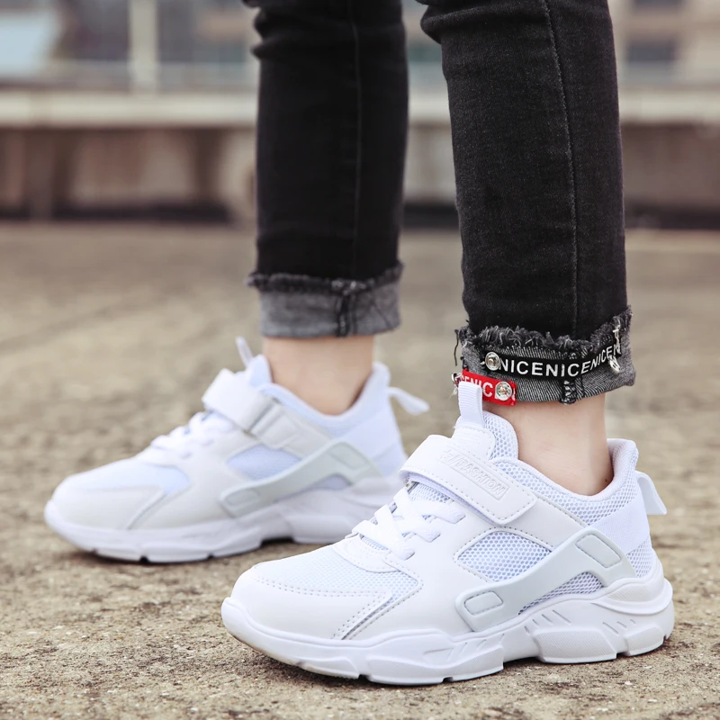 branded casual shoes for boys