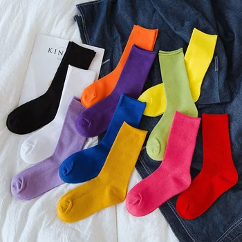 

2020 New Fashion Harajuku Socks Cool Skateboard Rainbow Middle Tube Socks Art Hipster Colorful Cotton Socks Streetwear Women
