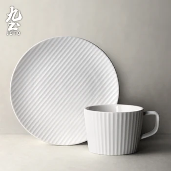 

Tea Cup Japan Coffee Cup Ceramic Hand-made White Gray Self Stirring Mug Kaffeetassen Nordic Simple Coffee Funny Mugs FF70C23