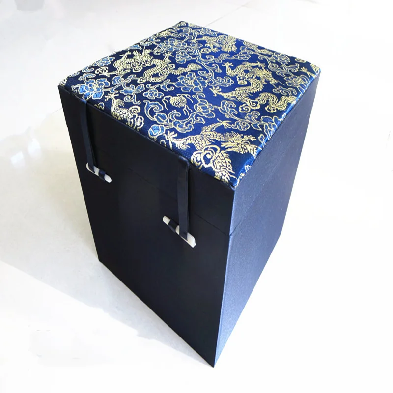 Multi size Cube Cotton Filled Chinese Wooden Storage Boxes for Crafts Gift Stone Collection Case Decoration Silk Brocade Packing