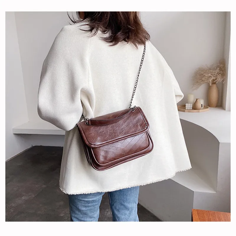 

Leather Small Shoulder Messenger Bags For Women 2020 trend Handbag Crossbody Bag Shape Mini Portable Single-shoulder Vintage Bag