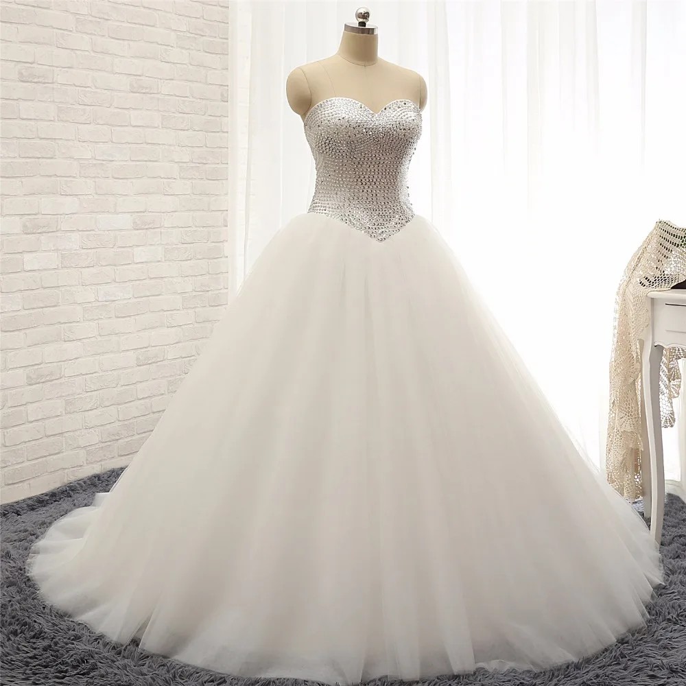 

New Ball Gown Wedding Dress 2020 Sweetheart Neck Sleeveless Court Train Beading Tulle Bride Gowns Vestido de noiva longo