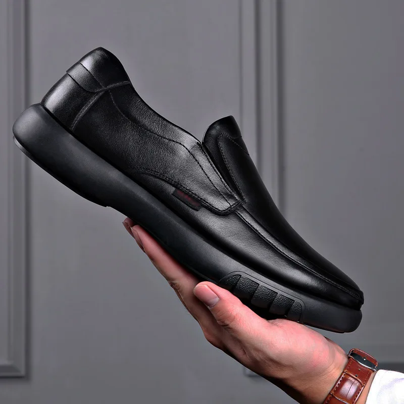 

Men's Genuine Leather Shoes 38-47 Head Leather Soft Anti-slip Rubber Loafers Shoes Man Casual Real Leather Shoes
