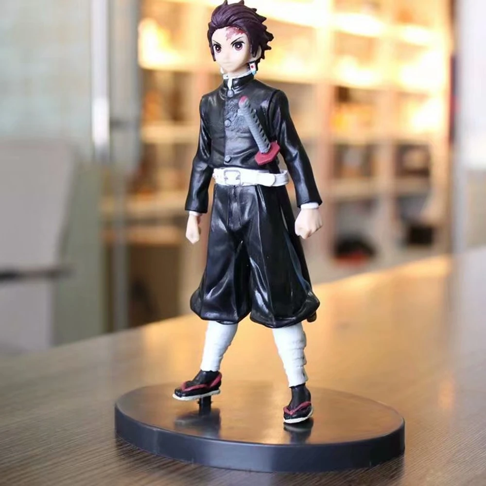 Demon Slayer Kamado Tanjirou Garment Making Anime Action Figures Toys Kimetsu no Yaiba PVC Figurine Collectible Figurals Model