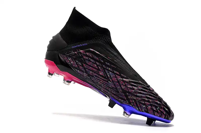 discount mens football cleats