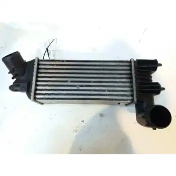 

7997948 Intercooler Peugeot 406 Saloon (s1/s2) 2.0 Hdi