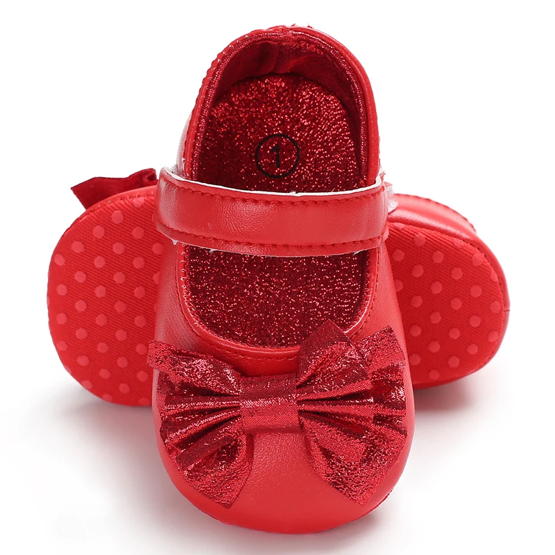 Одежда для малышей из искусственной кожи ботиночки для новорожденной мягкая подошва принцессы детская кроватка, туфли, ползунки одежда туфли балетки Свадебная вечеринка на возраст от 0 до 18 месяцев - Цвет: Красный