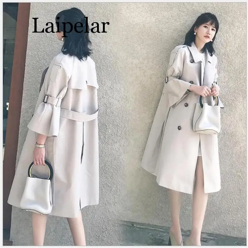 Рисунок 3 - Женская одежда 2019 осень/Осень