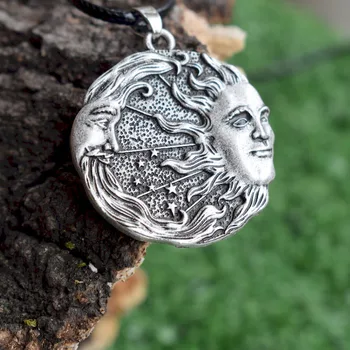 1pcs Sun And Moon And Stars Amulet necklace