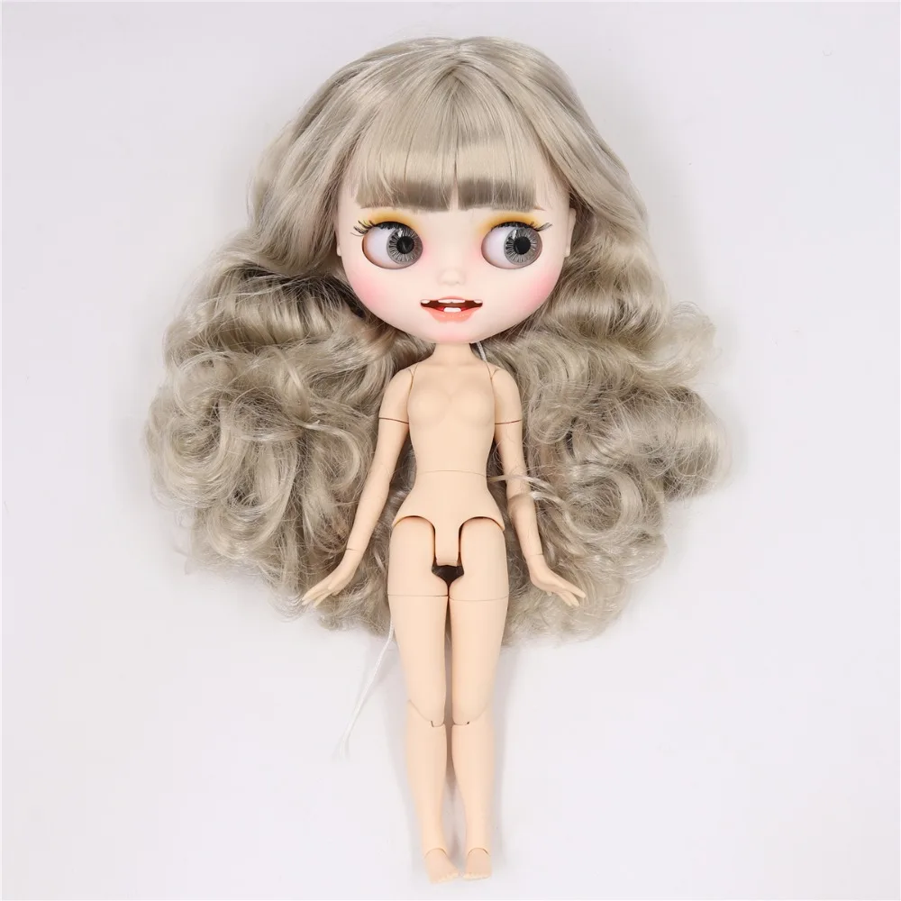 Neo Blythe Doll with Silver Hair, White Skin, Matte Smiling Face & Custom Jointed Body 1