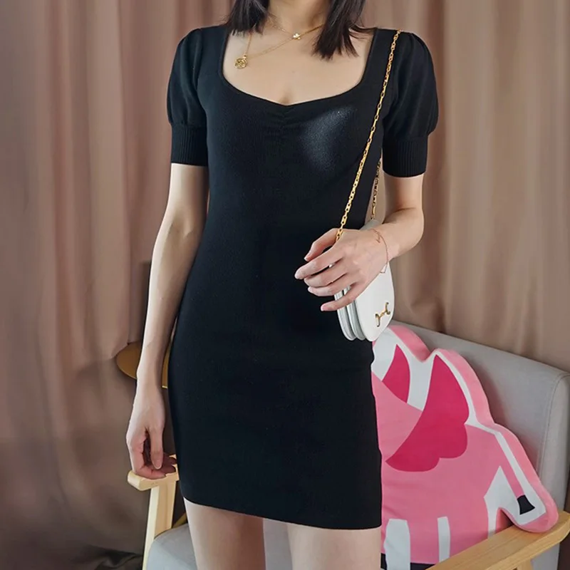 Черное летнее платье для женщин с квадратным воротником и рукавами вязать