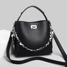 

Casual Top Hand Handbags Chain Designer Shoulder Bucket Bags for Women Fashion Trend Travel Feminine Bolsas Leather Black Bag