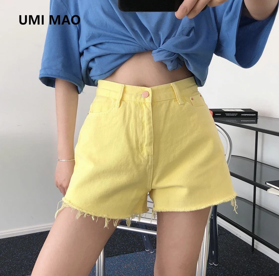 Wide-leg Raw-edged Hot Pants Women 