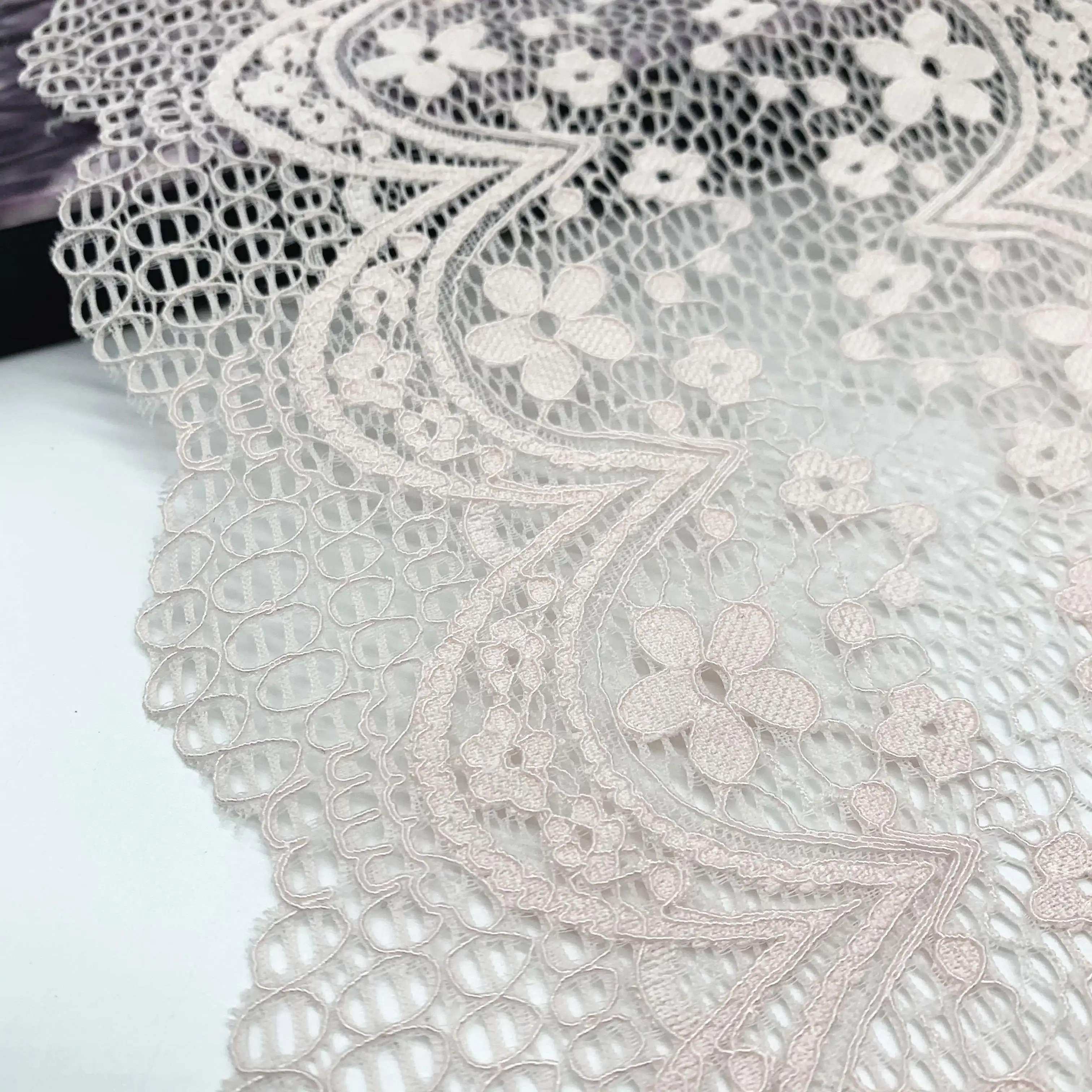3M/lot Width 7 7/8 inch (20cm) Pale PinkStretch Lace Trimming 2