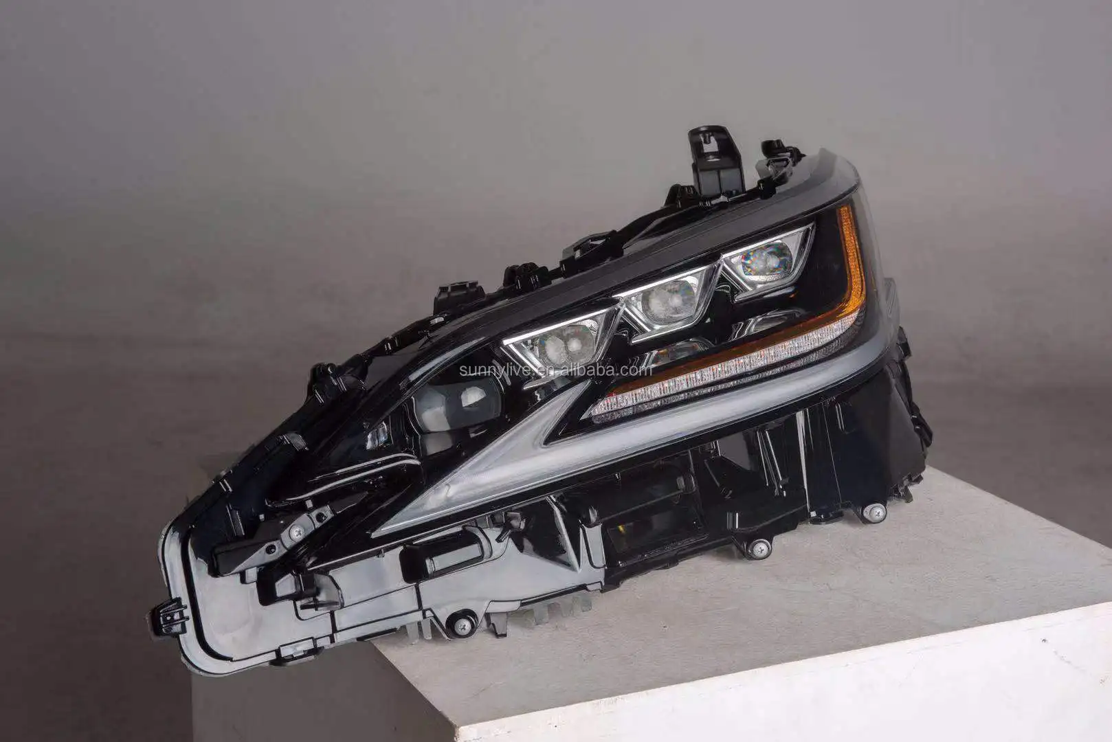 LED Head Lamps For Lexus ES200 ES260 ES300H- Flowing Turning light Function LF