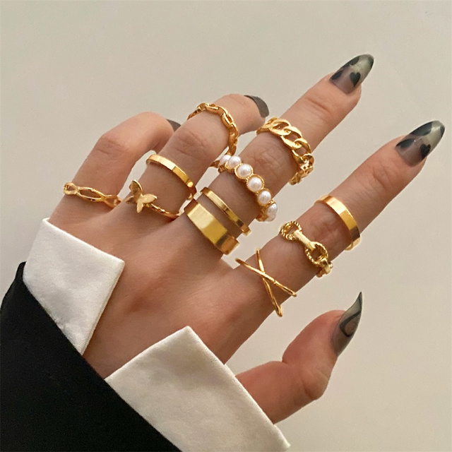Gold Wide Chain Finger Ring Set Women's Vintage Hollow Irregular Big Love Heart Snake Knuckle Ring Bohemian Jewelry Gift