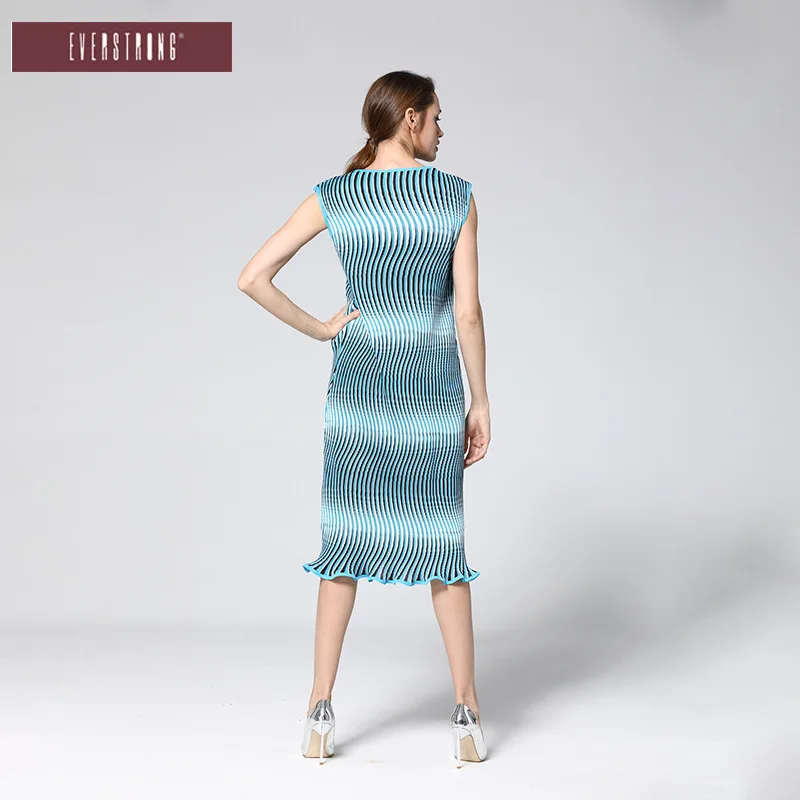 MIYAKE Fold новое летнее платье темперамент женские свободные большие размеры чистый средний тип ТРАПЕЦИЕВИДНОЕ ПЛАТЬЕ