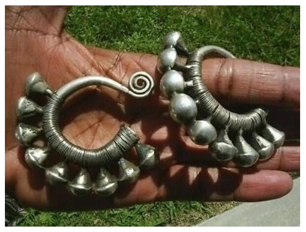 

Charming Tibet Tribal Jewelry Miao Big Hollow Earrings pair 925