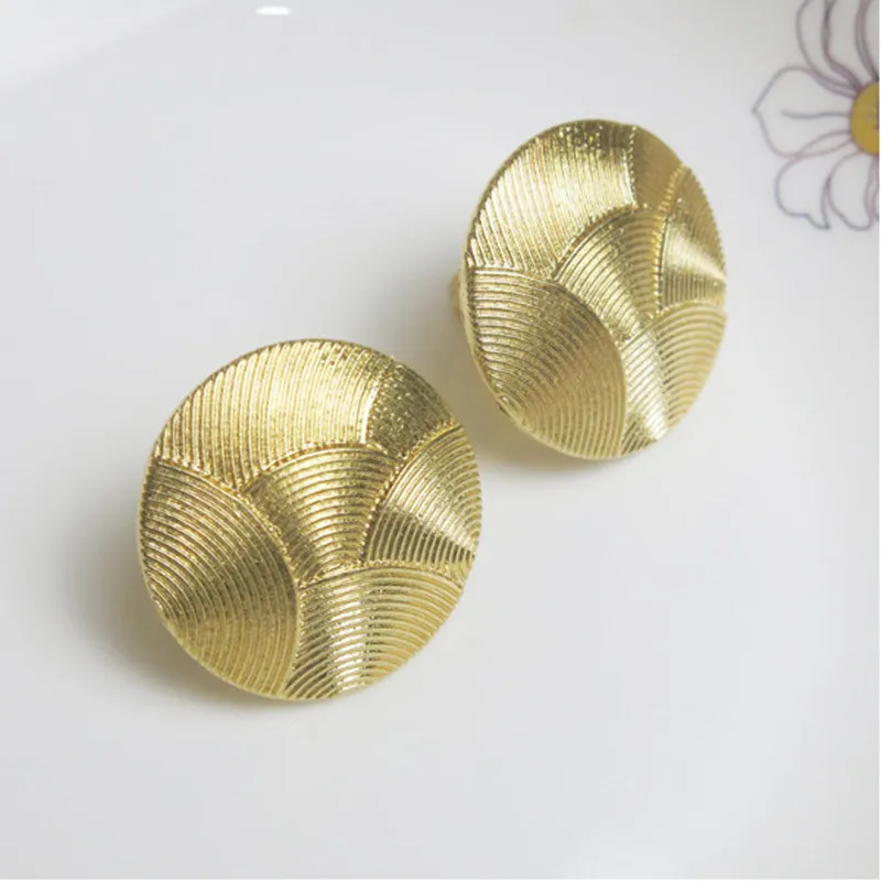 COWNINE Circular exaggerated ripple clip earrings/wedding gift wedding jewelry earrings unique design style 5