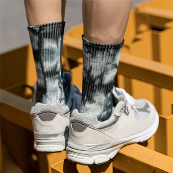 

Men Women Socks New Fashion Cotton Colorful Vortex Tie-Dye Harajuku High Quality Stocking Hiphop Skateboard Weed Tube Socks