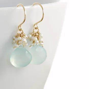 Korean Fashion  Chalcedony Seed Pearl Earrings Handmade Gold Dangle Earrings with Pearl Clusters
