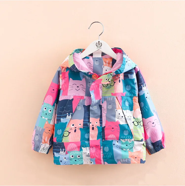 Ветровка демисезонная для девочек с капюшоном и мультяшным принтом|Куртки