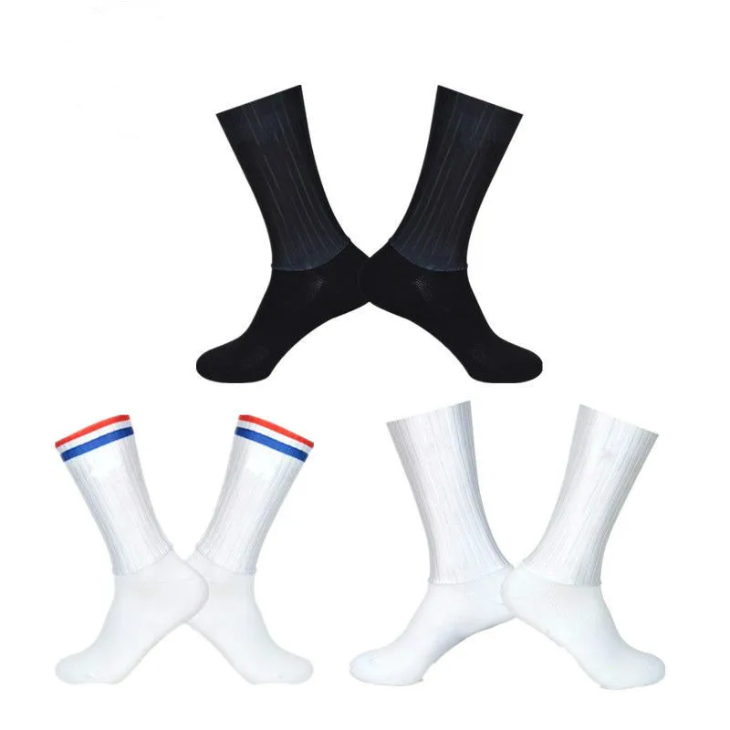 

Seamless Cycling Socks Men Black White Road Bicycle Socks Outdoor Brand Racing Bike Bicycle Calcetines Ciclismo D005
