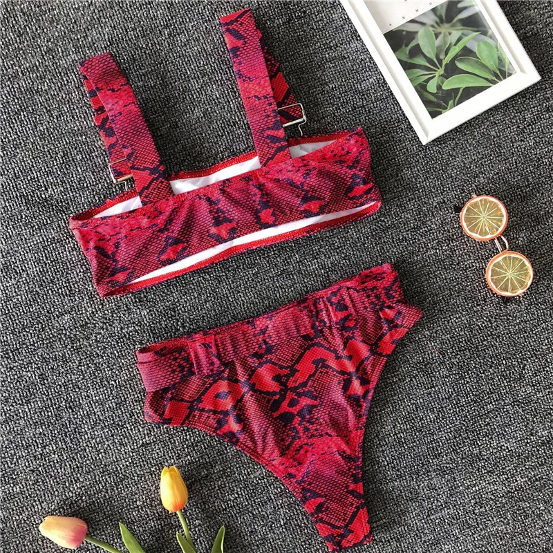 11463368264_1677619889