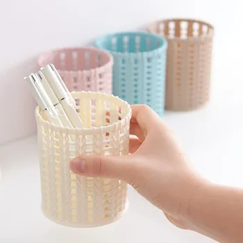 

4 Colors Office Organizer Desktop Hollow Cylinder Pen Storage Box Pencil Brush Pot Pen Holder Makeup Brush Plastic Container