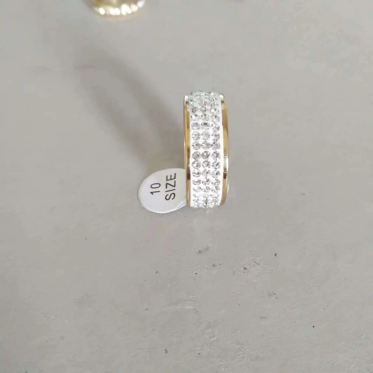 1231905598900744