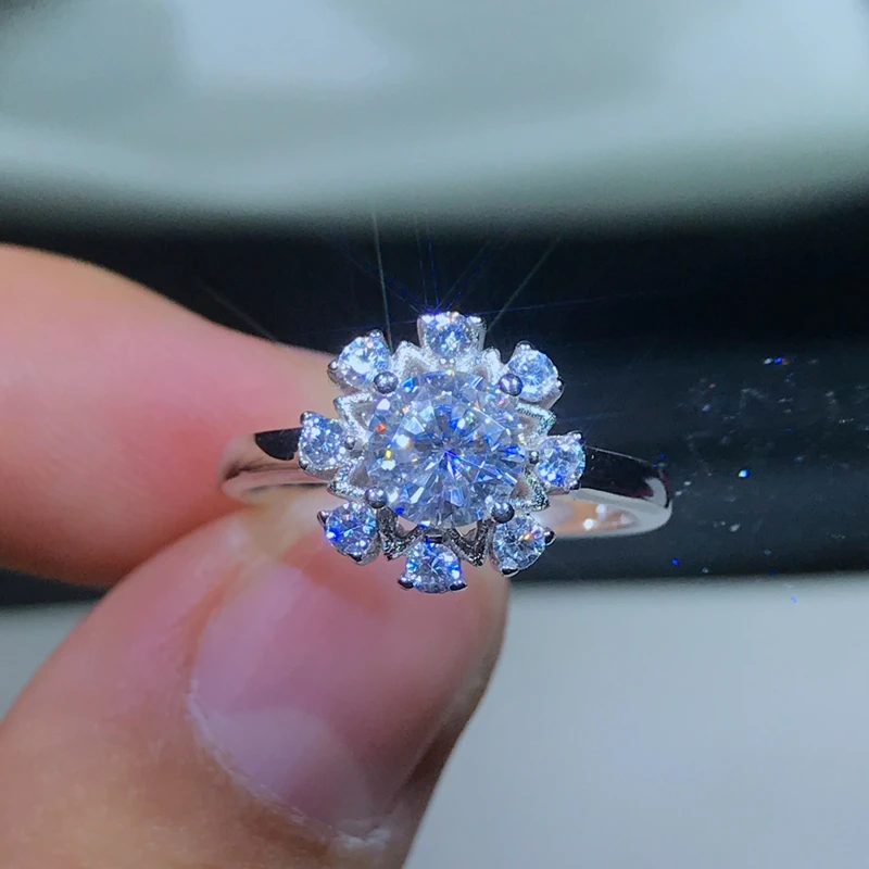 Стиль быта moissanite, 0,8 карат супер горячие продажи, сравнимые с бриллиантами, изысканное мастерство