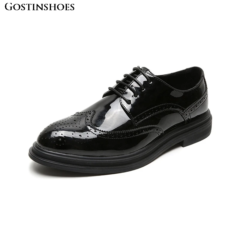 

Men Business Casual Tenis Masculino Patent Leather Brogue Buty Meskie Men Pointed Toe Summer Casual Zapatos De Hombre Men