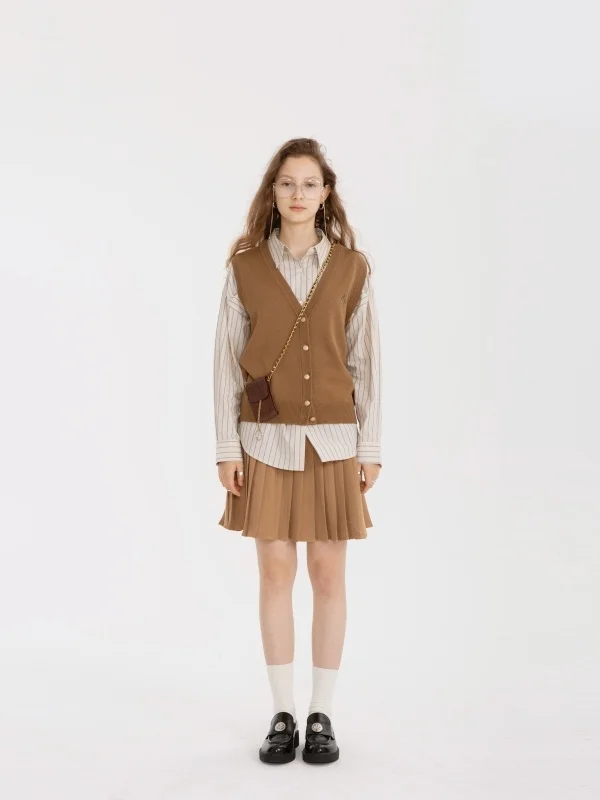 Маленький колледж Cosmos |