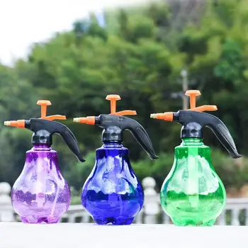 

1.5L Plastic Adjustable Pressing Rod Garden Plant Flower Watering Pot Can Moister Sprayer Flowers Seedling Sprayer Container