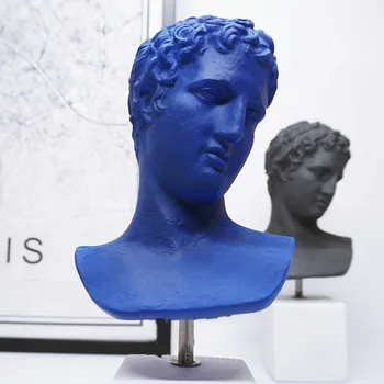 

CREATIVE ART PORTRAIT SCULPTURE MARATHON BOY GREECE NORDIC RESIN HOME ART FURNISHINGS INTERIOR LIVING ROOM DECORATION
