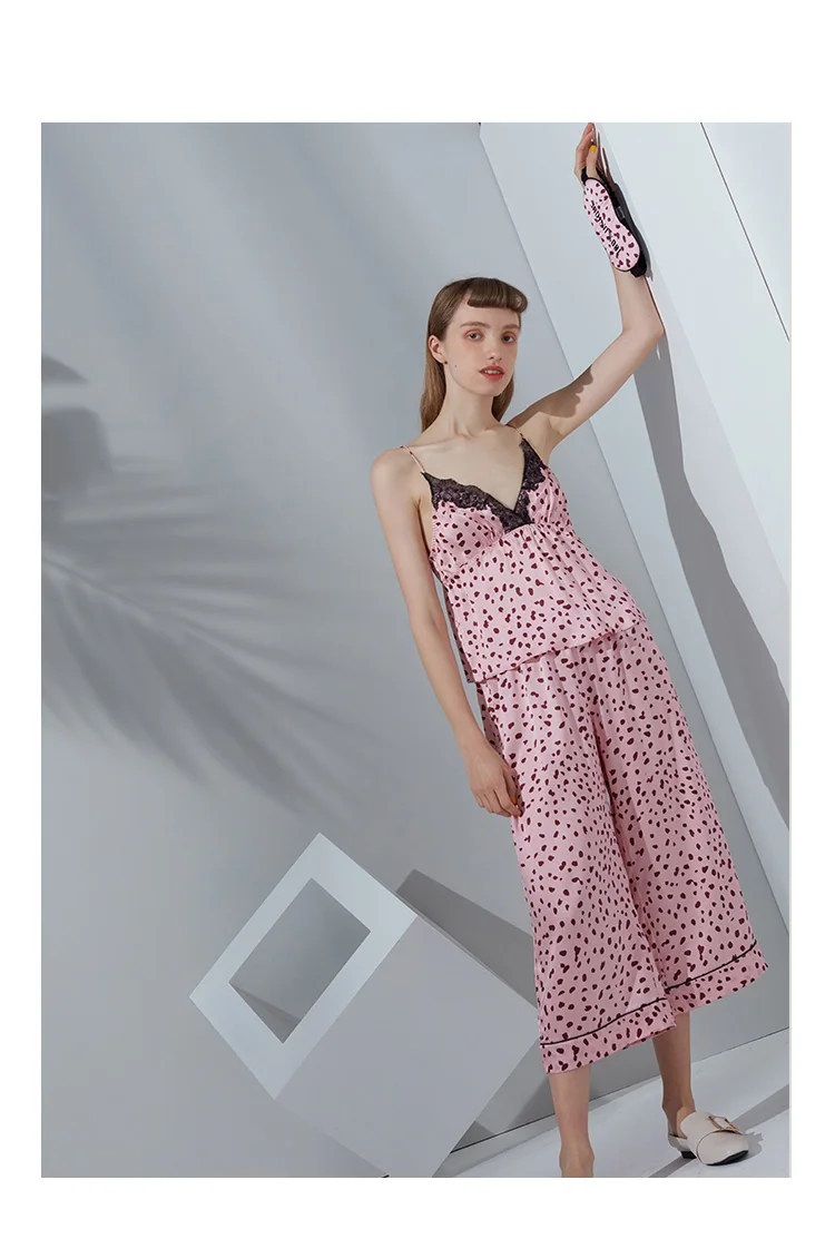 Pijamas e Moda Íntima