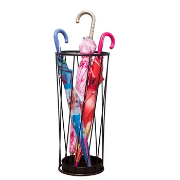 

Umbrella Shelf For Holding Buckets Of Umbrellas In The Lobby Of The Household Hotel, The Office Hanging Umbrella Tube And The Sh