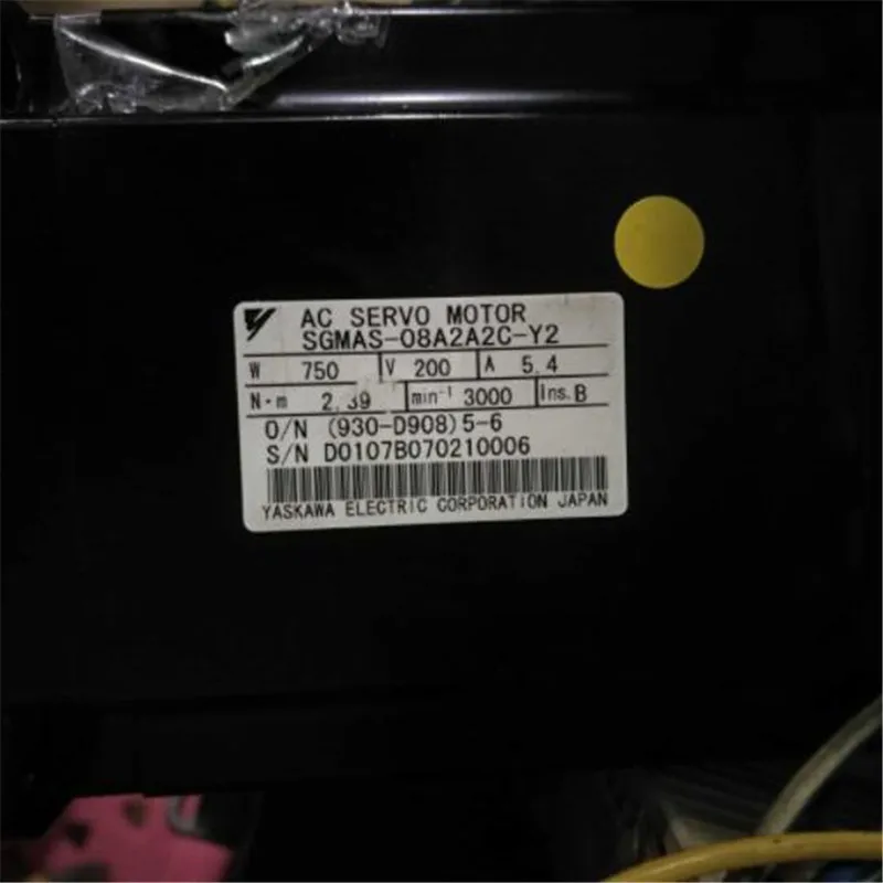 Использованный протестированный рабочий SGMAS-08A2A2C-Y2 сервомотором переменного тока