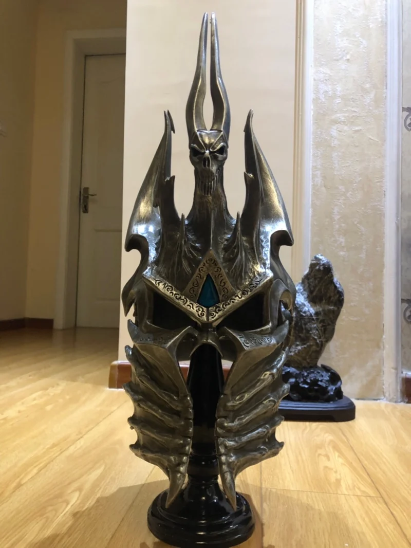 [Забавный] 1:1 WOW Lich King фигурка со шлемом из смолы игрушка включает в себя стенд Коллекция Модель взрослый Косплей Костюм вечерние подарки