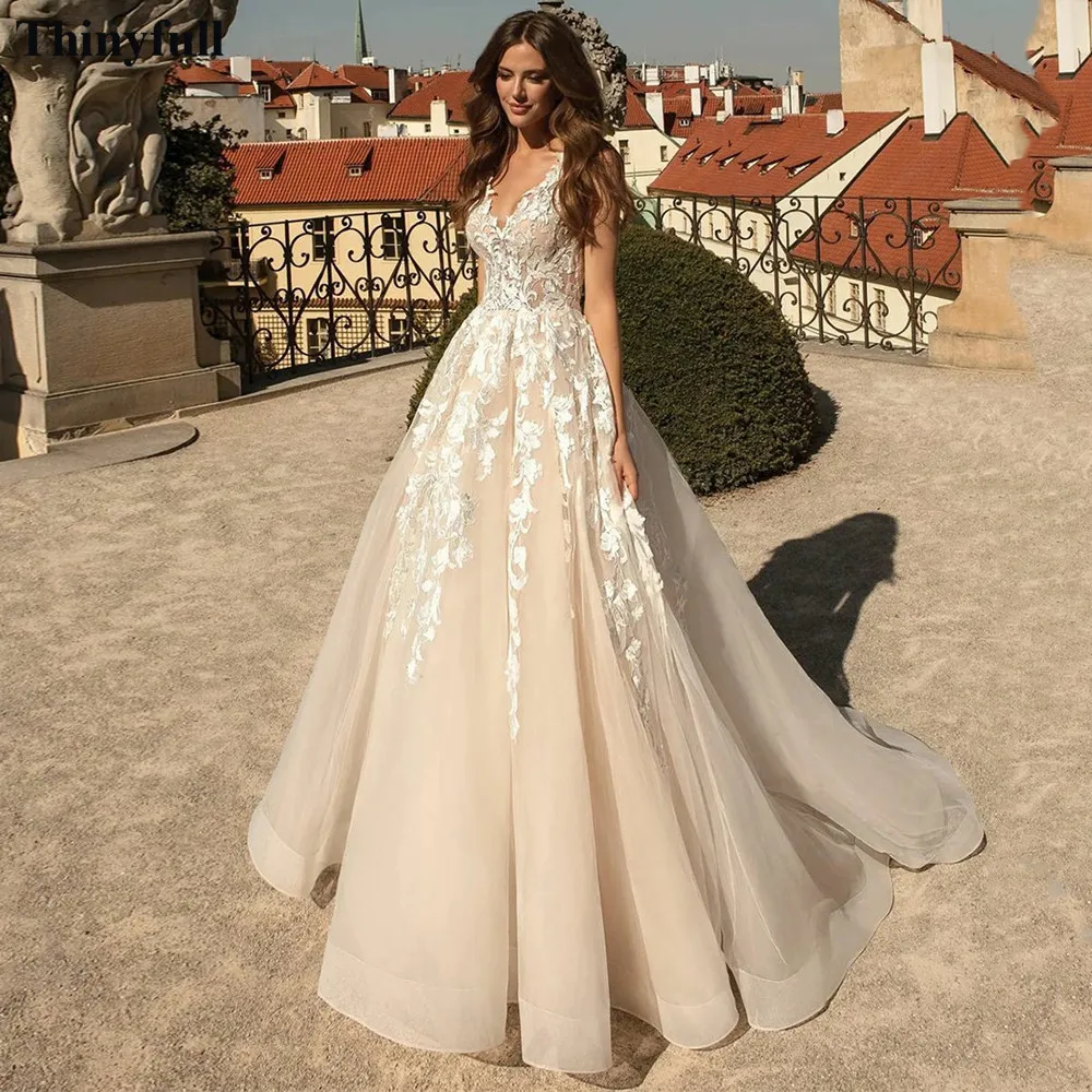 

Thinyfull Champagne Appliques Lace Wedding Party Gowns Boho V-Neck Princess Bride Dresses A Line Plus Size Wedding Dress 2022
