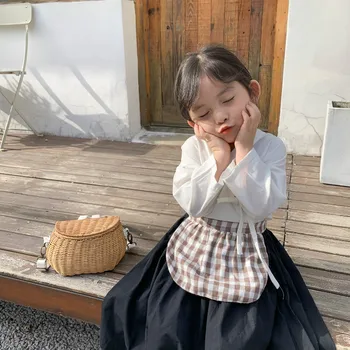 

Spring New Arrival Korean style clothing sets three pieces classical coat with skirt and plaid apron for fashion cute baby girls