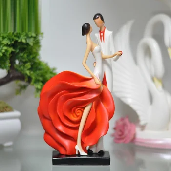 

European Creative Couples Character Art Sculpture Couples Figurine Resin Crafts Desktop Decorations For Home Wedding Gift R3555