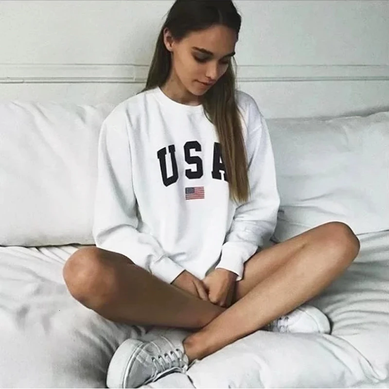 Женская толстовка с длинными рукавами черно белая надписью USA повседневный