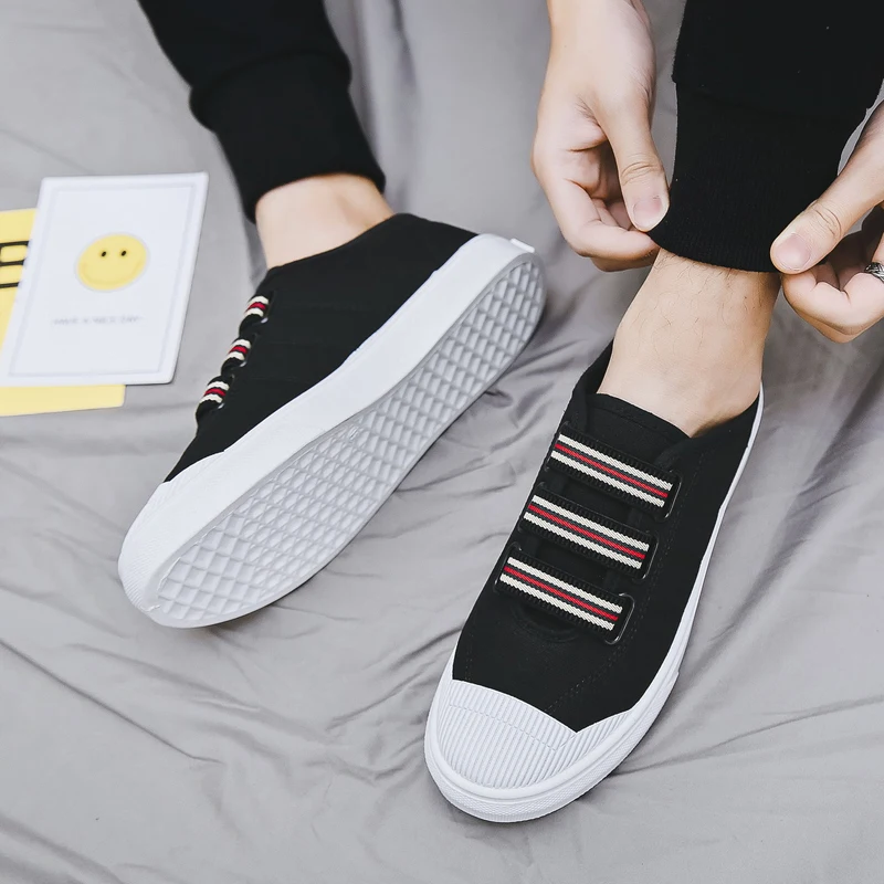 

New 2019 Fashion Canvas Shoes Men Sneakers Low top Black Shoes High Quality Men's Casual Shoes Brand Flat