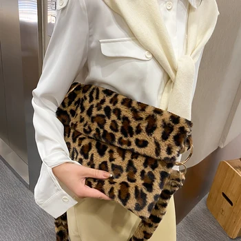 

Women Leopard Print Crossbody Bag Soft Plush Shoulder Bags 2020 New Autumn Winter Flap Bags Female Large Capacity Tote Bags