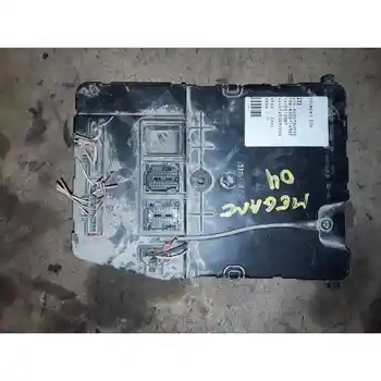 

8200780018 BOX RELES/FUSES RENAULT MEGANE II SALOON 3P