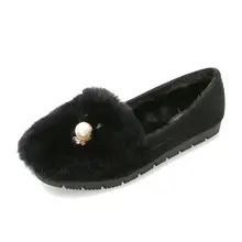 Зимняя обувь на плоской подошве женские лоферы на кроличьем меху с искусственным жемчугом; водонепроницаемые мокасины для женщин; коллекция года; сезон весна; плюшевые туфли на плоской подошве; большие размеры 33-43